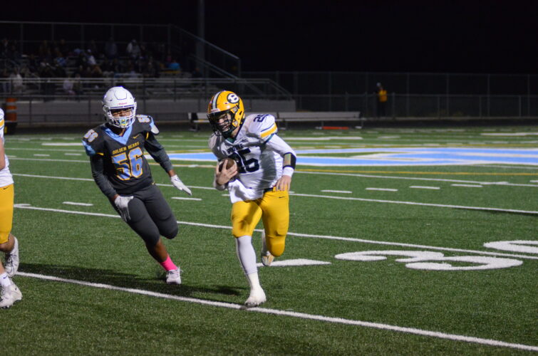 Bruins Rout Bears, 45-0